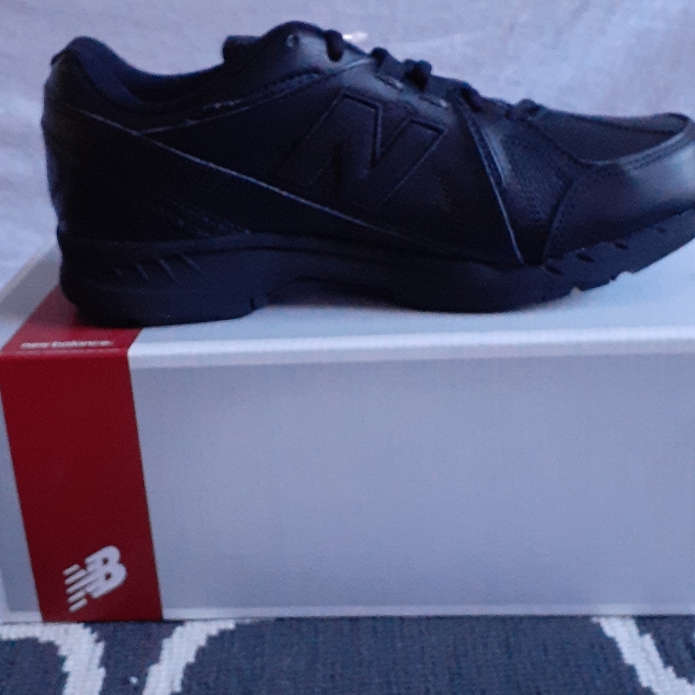 New balance shoe kids